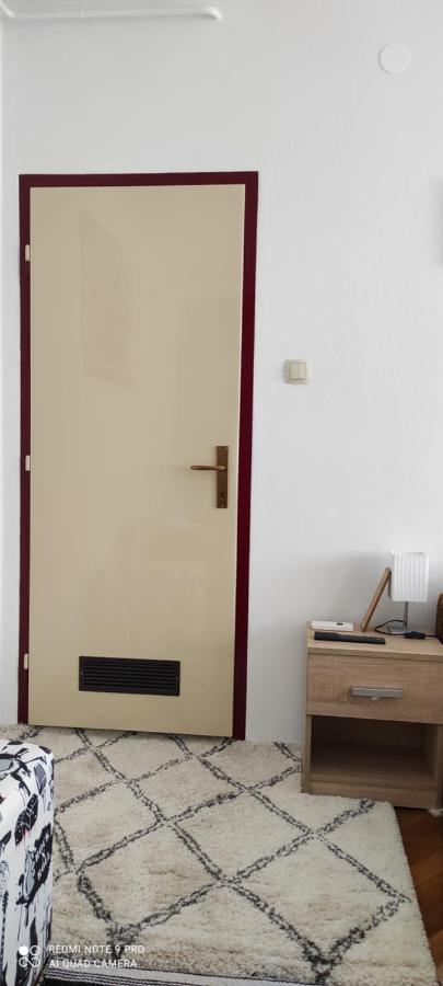 Tp Apartman 1 Krizevci Exterior photo